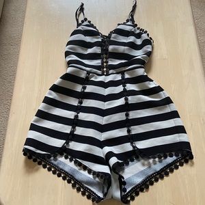 Luxxel Romper